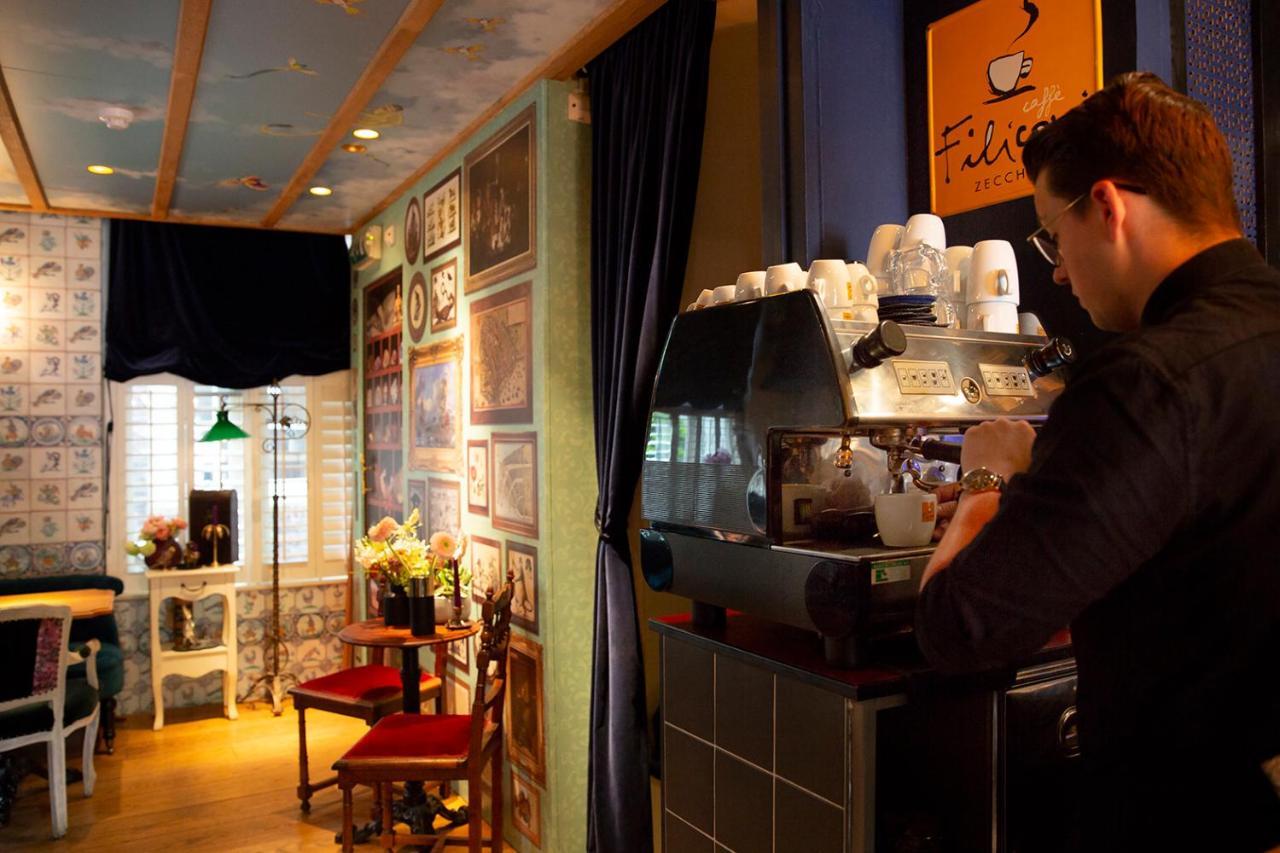 Rosalia'S Menagerie Cocktail Bar & Innupstairs อัมสเตอร์ดัม ภายนอก รูปภาพ